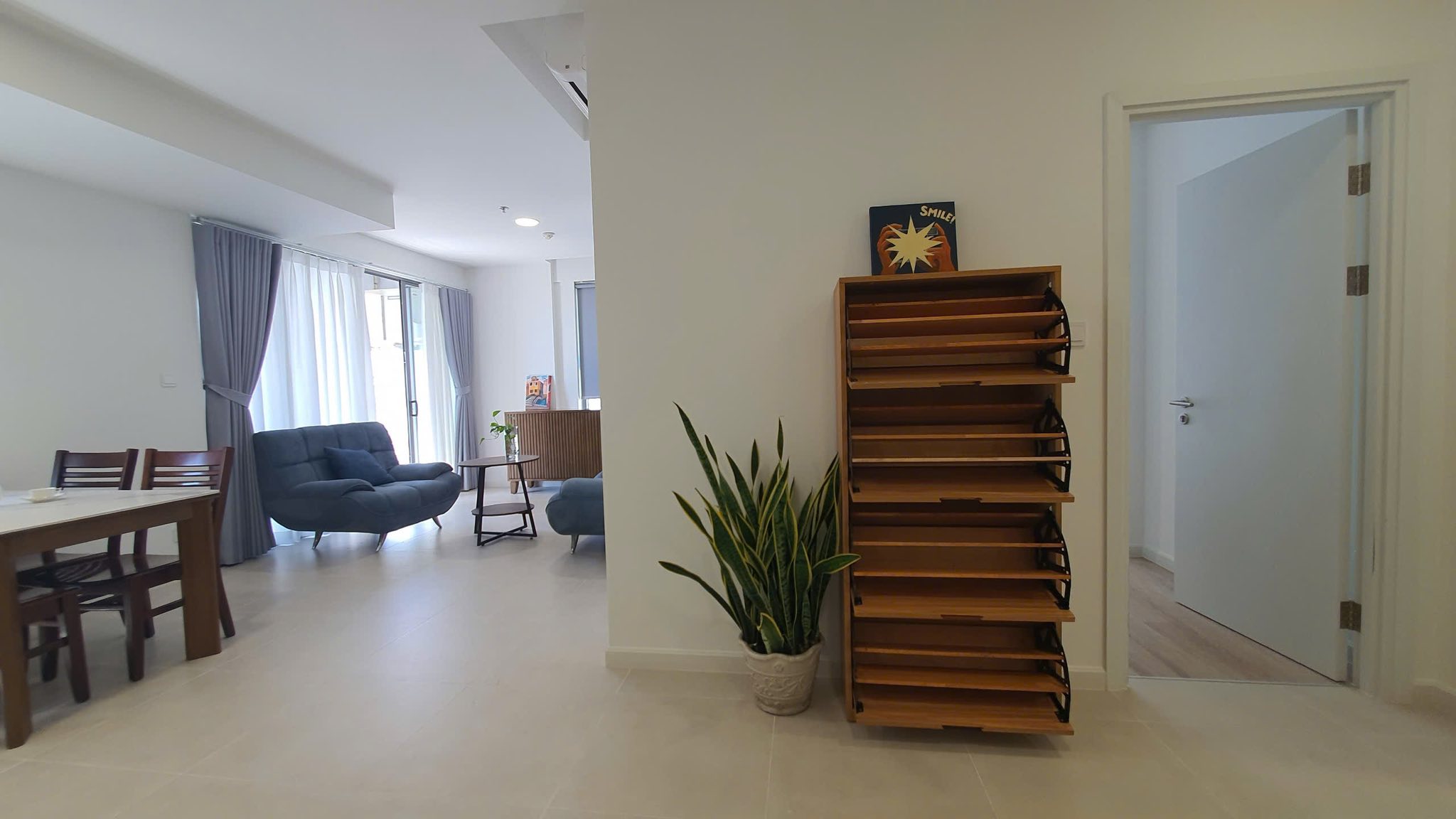 Cho thuê chung cư Urban Green 2 phòng ngủ full nội thất tầng trung thoáng mát - Ảnh 3