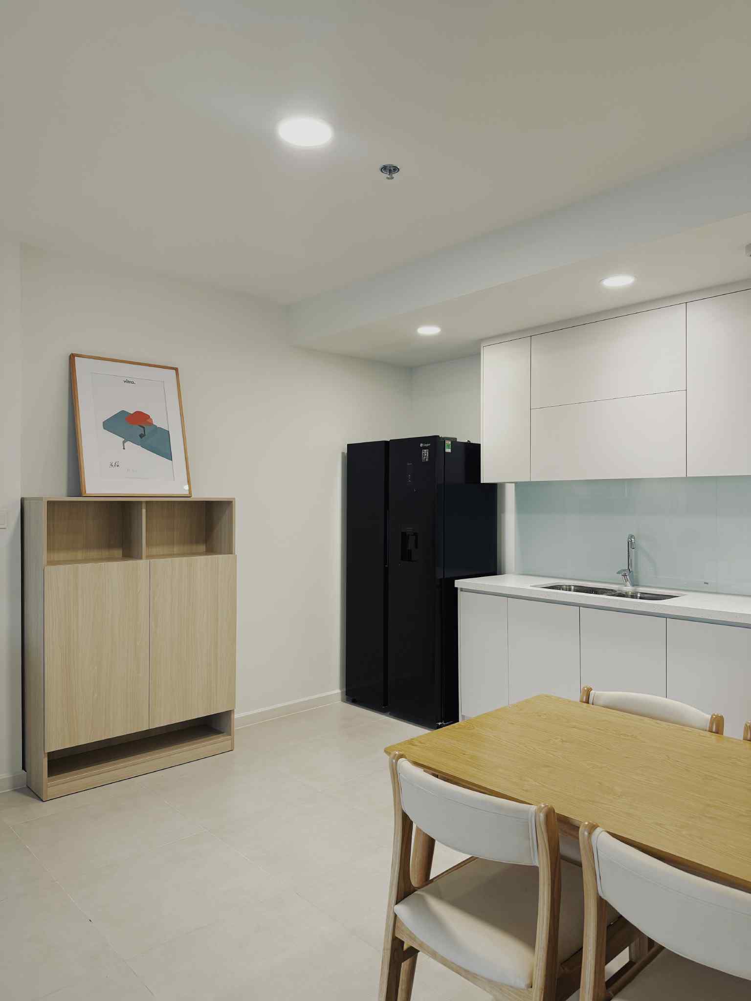 Cho thuê căn hộ 2 phòng ngủ Urban Green view yên tĩnh nội thất đẹp - Ảnh 2