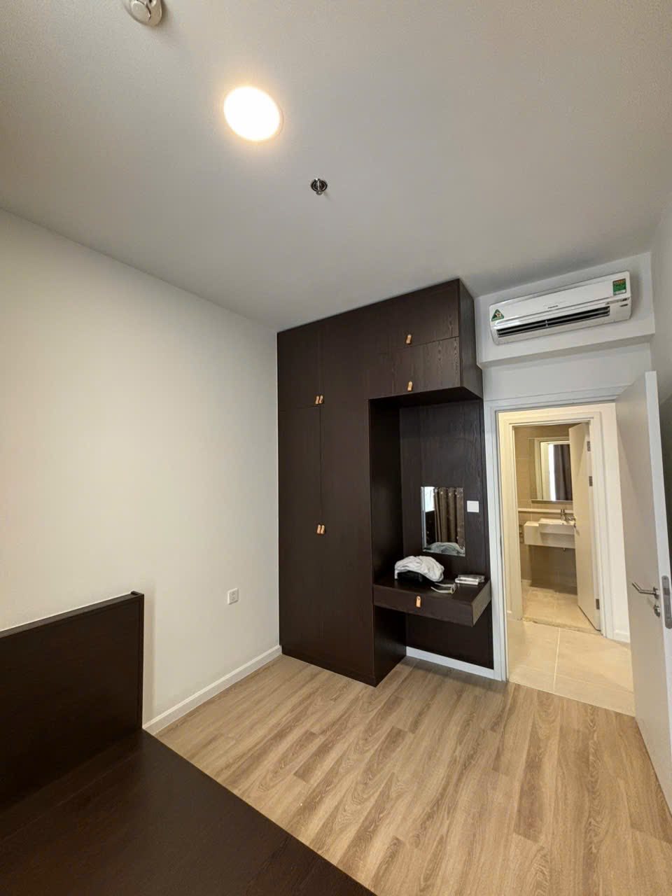 Cho thuê căn hộ chung cư 2 phòng ngủ Urban Green đầy đủ nội thất - Ảnh 11