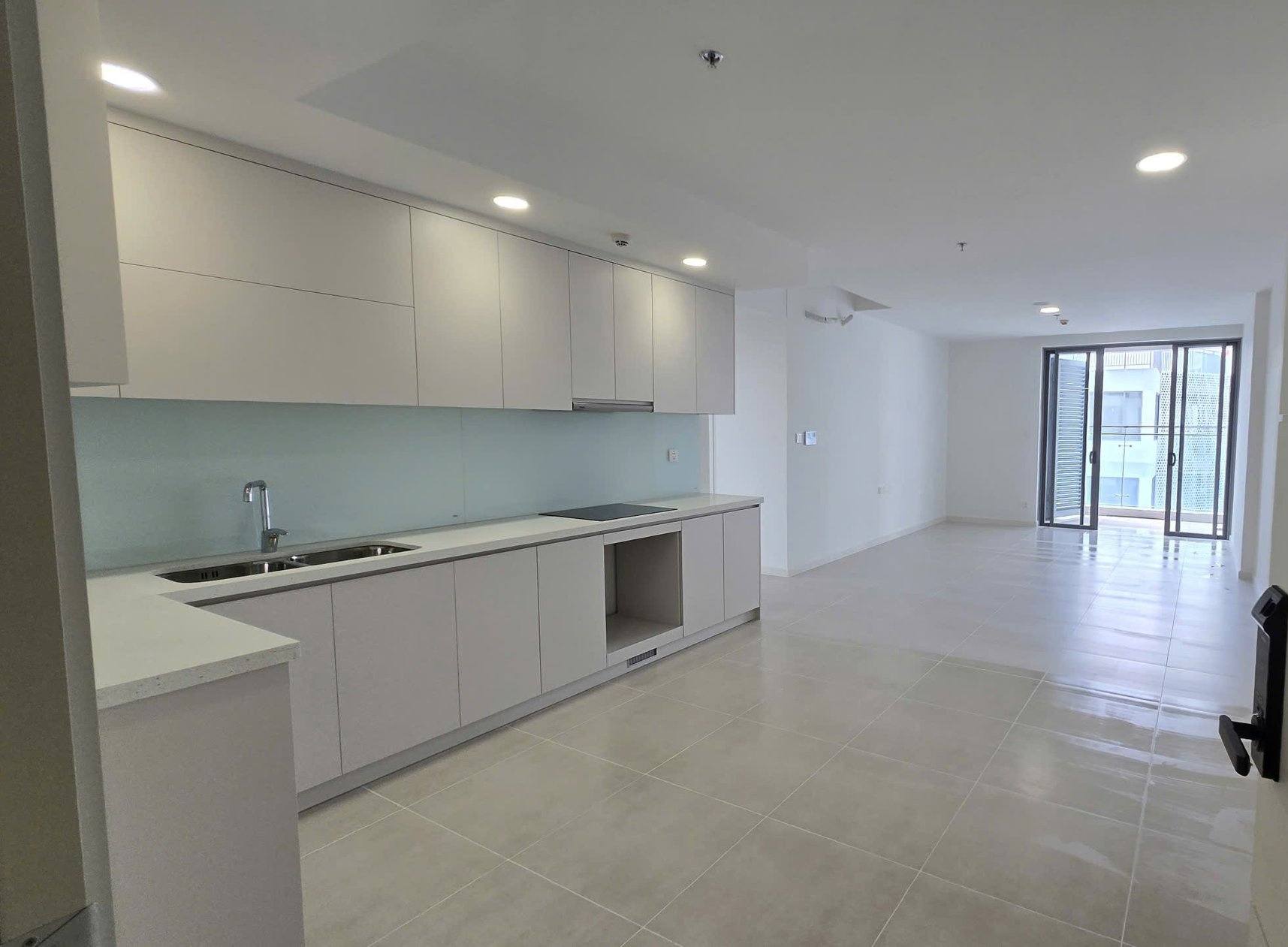 Bán căn hộ 3 phòng ngủ (3PN, 2WC), diện tích 102m2 view đẹp